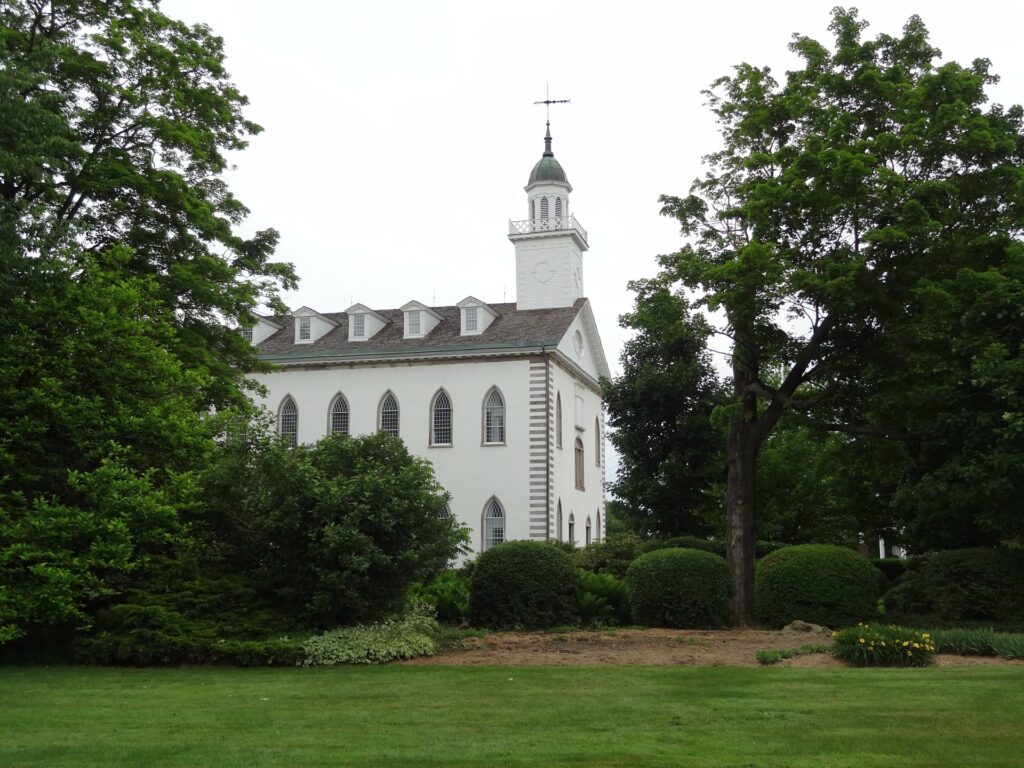 lds church history tours new york